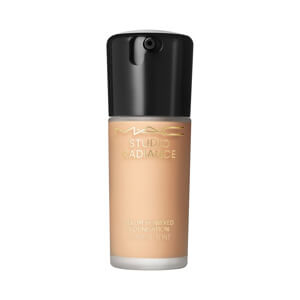 MAC Studio Radiance Serum Powered Foundation 30ml